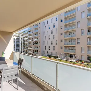 panier-major-appartement-de-47-m2-parking-et-terrasse.fr-provencehotel.com/