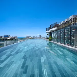 Golden Lotus Grand - Panoramic Rooftop Bar & Daily Afternoon Tea 호텔 다낭