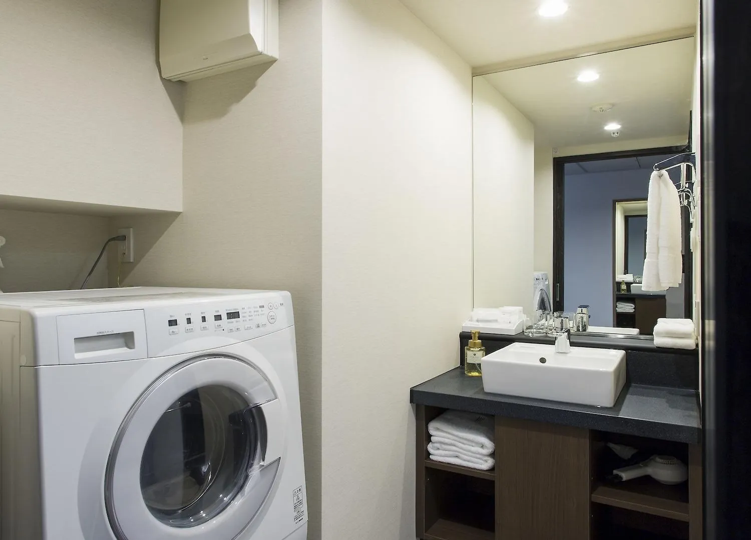 Hundred Stay Tokyo Shinjuku Aparthotel