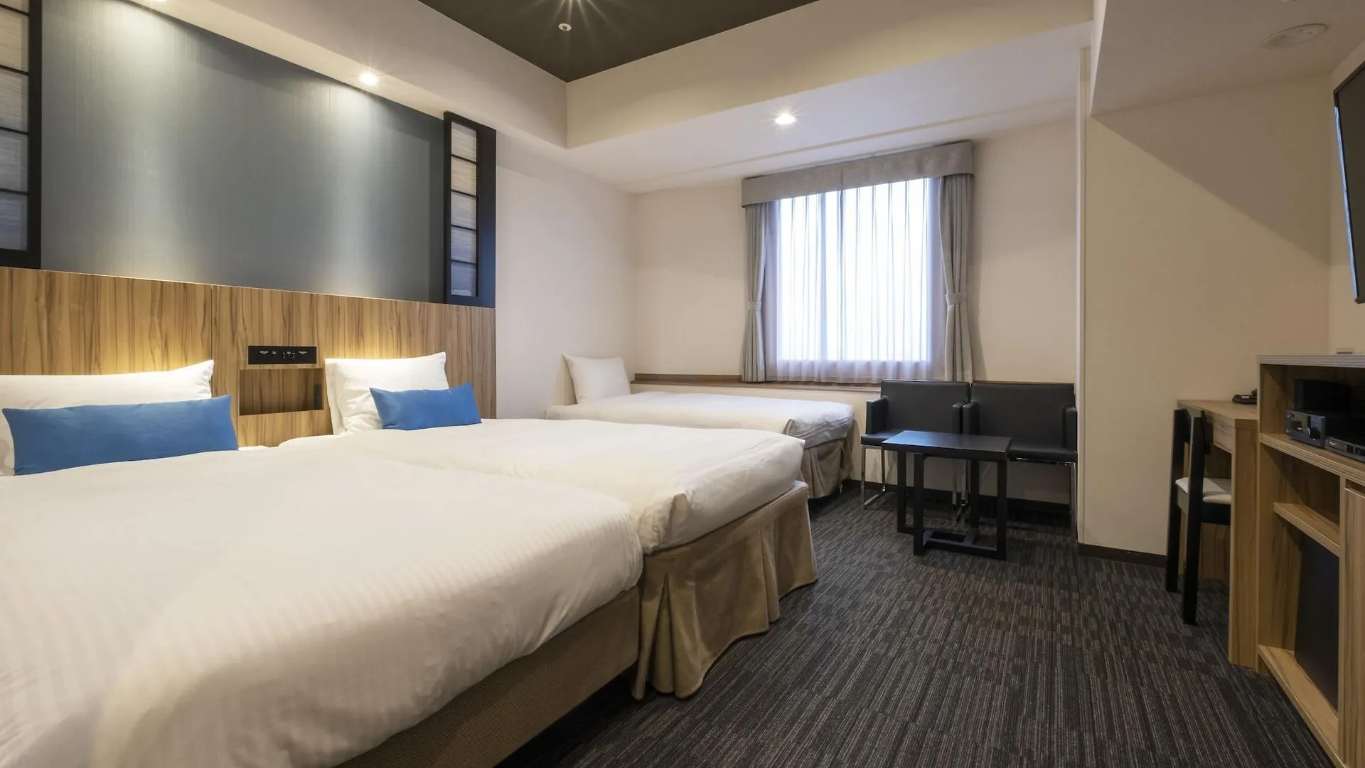 Hundred Stay Tokyo Shinjuku
